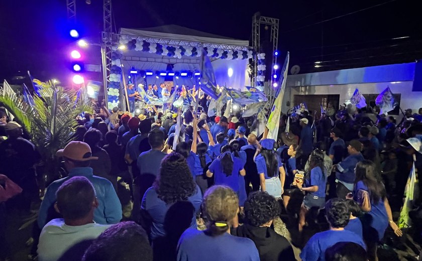 Em Quebrangulo, Manoel Tenório se entusiasma com a forma voluntária e vibrante dos eleitores em torno de seu nome