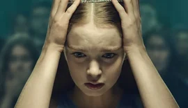 Teaser de 'Carrie: A Estranha' atualiza o terror clássico