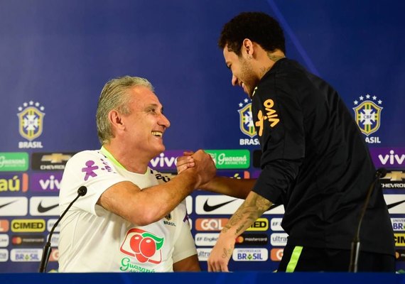 Tite acredita que Neymar é o melhor do mundo nos últimos quatro meses