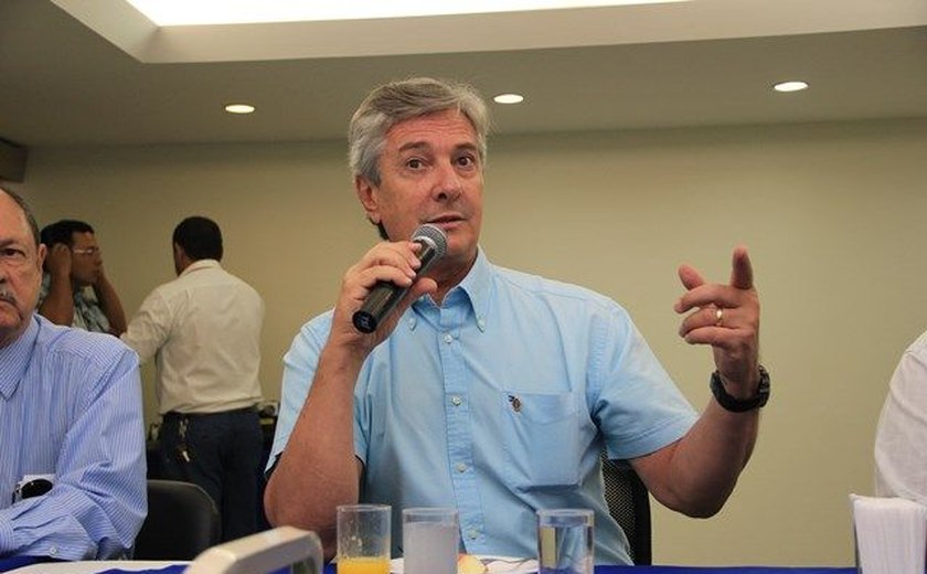 Fernando Collor anuncia desistência da candidatura ao Governo de Alagoas