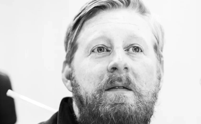 Ator de Game of Thrones morre aos 35 anos após doença rara