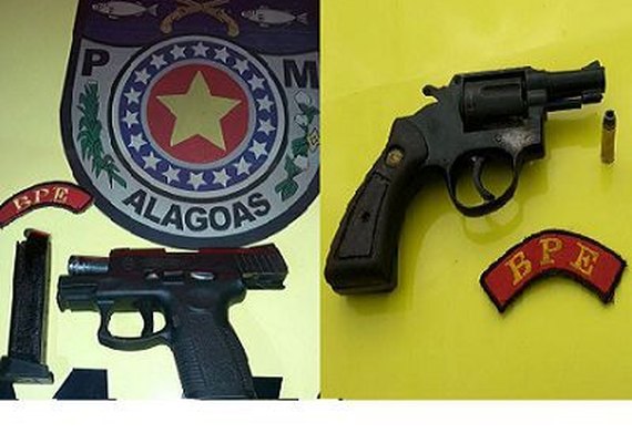 Duas armas de fogo são apreendidas em menos de 2 horas