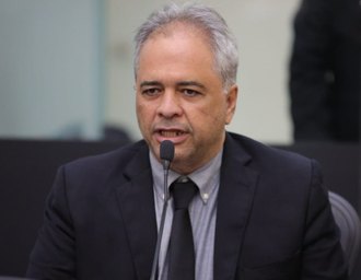 Silvio Camelo pede urgência na votação de reajuste de 6% para servidores antes do prazo eleitoral