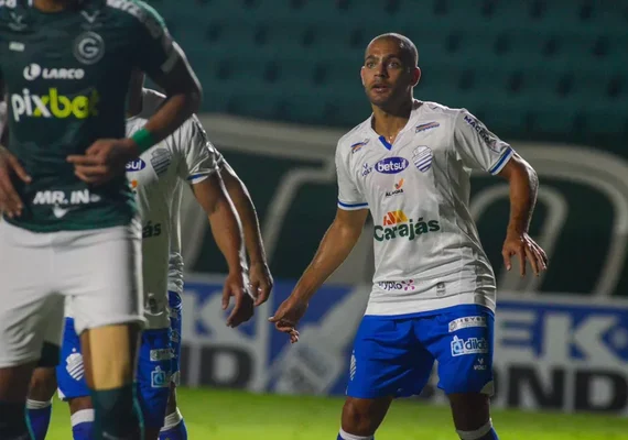 Londrina busca atacante no mercado e tem Clayton, ex-CSA, no radar
