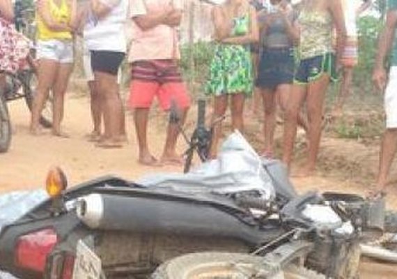 Colisão entre motos deixa grávida e mais duas pessoas feridas em Arapiraca