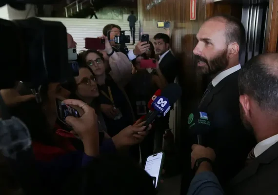 STF condena Eduardo Bolsonaro a inelegibilidade e a quatro anos de prisão