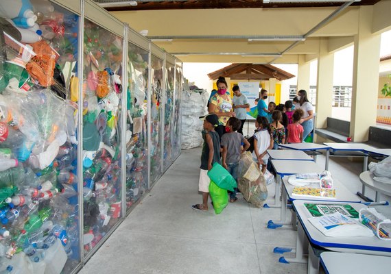 Brasil pode faturar R$ 1 trilhão com reciclagem de resíduos em 2027, afirma OCB