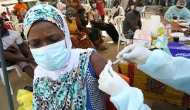 Vacina contra cepa do ebola na Àfrica pode demorar até 9 meses
