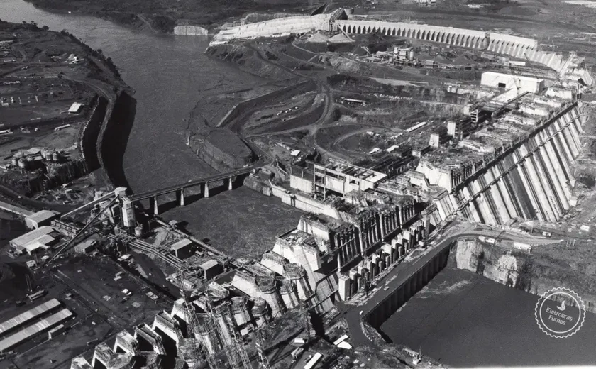 Como a ditadura militar criou um império do ensino privado