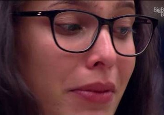 'BBB 17': Emilly critica abordagem de Marcos e revela caso de assédio