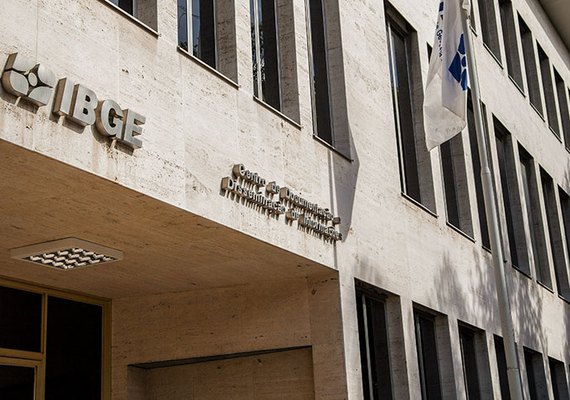 IBGE prorroga até 10 de julho inscrições para 351 vagas de estágio em todo o país