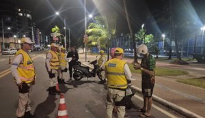 Ronda no Bairro intensifica ações preventivas na orla de Maceió e no Francês