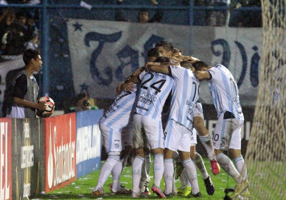 Atlético Tucumán conquista a 1ª vitória na Libertadores