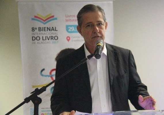 Régis é o 1º secretário a deixar Governo para disputar eleições