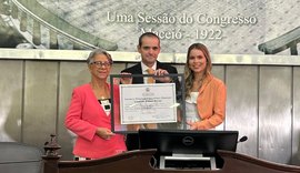 Juíza Fátima Pirauá tem atuação em prol da infância e juventude reconhecida pela ALE