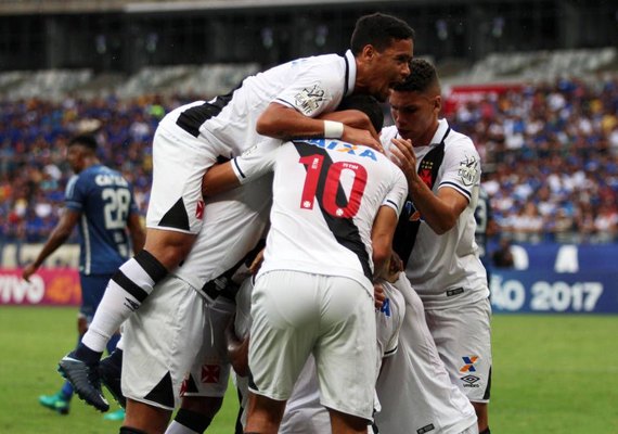 Vasco passa pelo Cruzeiro no Mineirão e dorme no G7 do Brasileirão