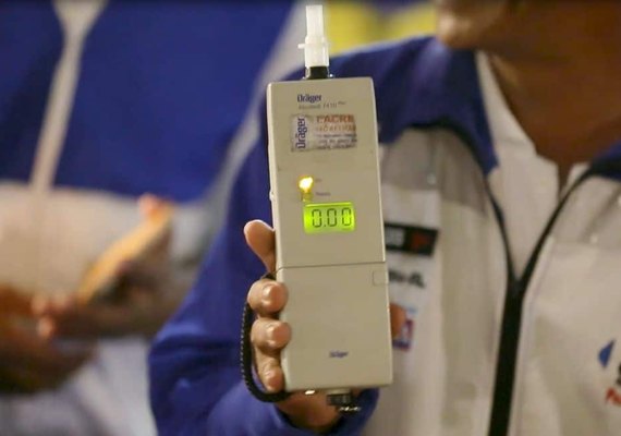 Condutores são presos em Maceió por embriaguez; um deles durante Lei Seca