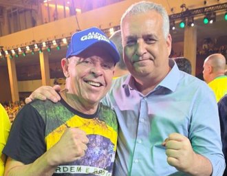 Em SP, Coronel Do Valle integra comitiva alagoana em convenção que oficializou candidatura de Flávio Bolsonaro