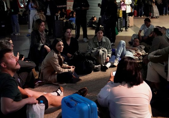 Brasileiro que mora em Madri relata fila em mercados por causa do apagão
