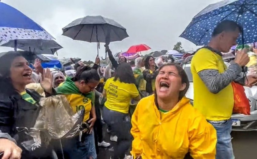 Um sopro de esperança': bolsonaristas comemoram vitória do