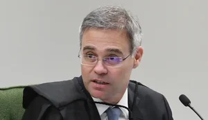 Mendonça usou pedido do partido Novo para afastar diretor-geral da PF
