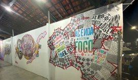 Artista plástica aposta na arte democrática do lambe lambe como linguagem