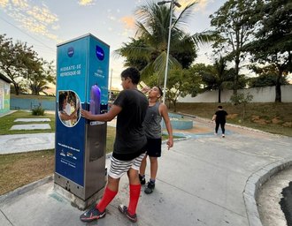 Prefeitura instala mais quatro estações de hidratação em Maceió