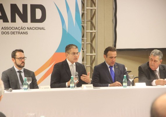 Diretor do Detran/AL preside 57º Encontro Nacional dos Detrans