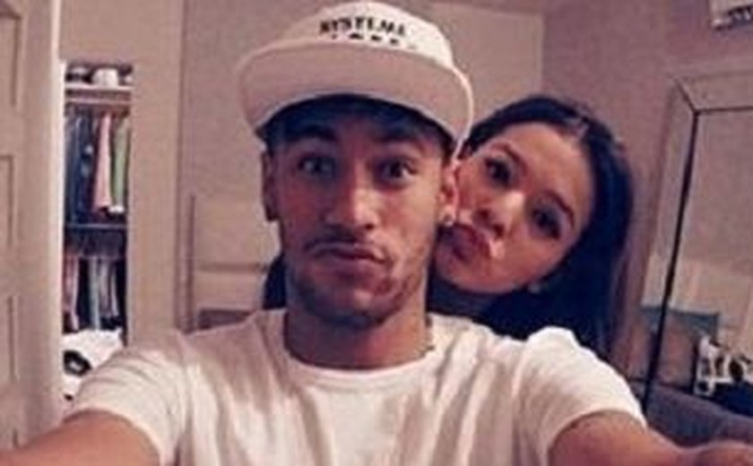 Marquezine e Neymar vão sair de férias após Copa do Mundo