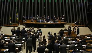 Câmara dos Deputados rejeita PEC do 'distritão' para eleições de 2018