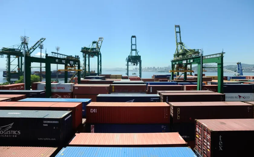 Brasil e Estados Unidos definem data de reunião para discutir tarifaço