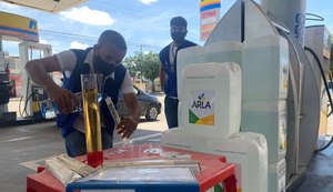 Postos de combustíveis são fiscalizados em Alagoas durante operação integrada