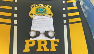 PRF prende homem acusado de homicídio em São Sebastião