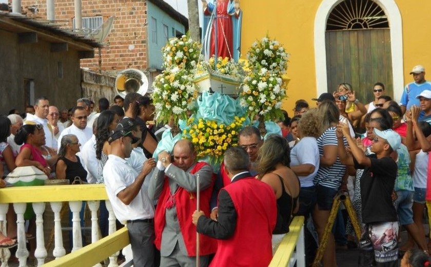 Piaçabuçu terá shows e procissão fluvial na Festa de Bom Jesus