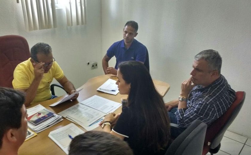 Atalaia firma parceria com o Sebrae a fim de garantir emprego na cidade