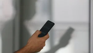 Mais de 830 mil celulares foram subtraídos em 2025, aponta relatório