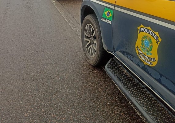 Veículo roubado na Bahia é recuperado ﻿em Santana do Ipanema
