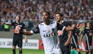 Robinho passa Zico e se iguala a Pelé entre artilheiros na Libertadores