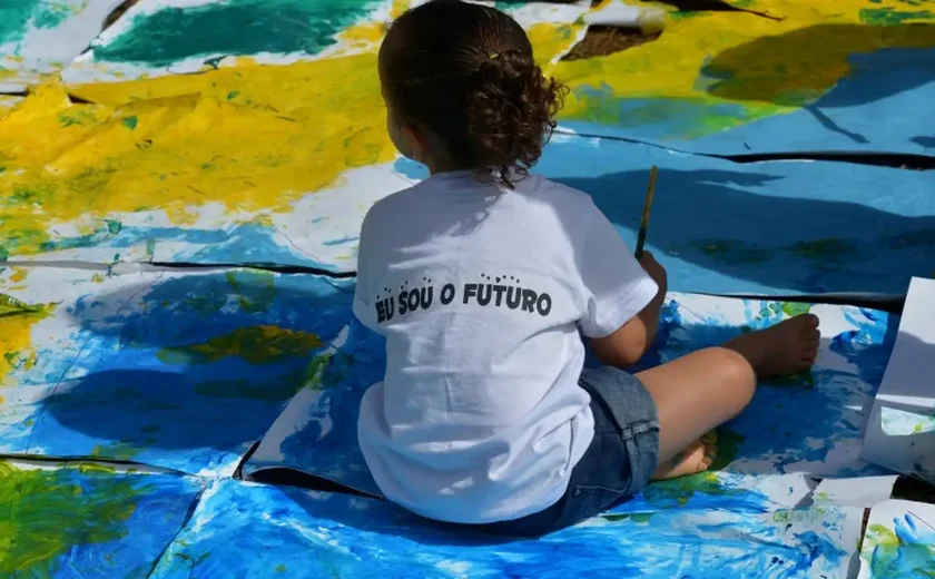 Pais veem palmada como disciplina e não como violência, alerta Unicef