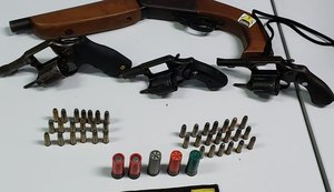 PRF prende dois homens por falsa identidade e porte ilegal de arma