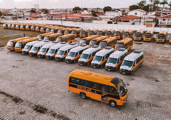 Nova frota do transporte escolar começa a trafegar em Maceió, com 250 ônibus vistoriados e aptos para circulação