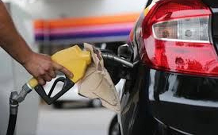 Preço da gasolina cai em Arapiraca após fiscalização