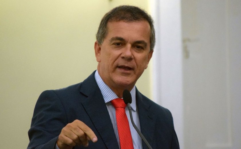 Deputado estadual do PMDB volta a criticar reformas do governo Michel Temer