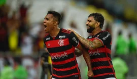 Flamengo sai na frente do Corinthians na semifinal da Copa do Brasil