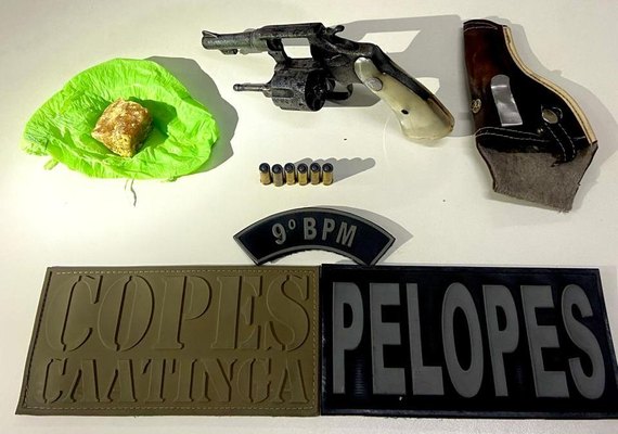 PM prende suspeito armado e apreende drogas em Delmiro Gouveia e Novo Lino