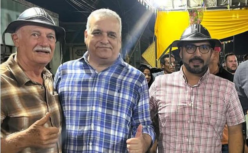 Prefeito de Quebrangulo celebra prisão de criminoso que agrediu covardemente esposa