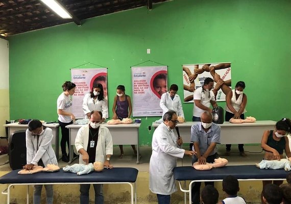 Maceió recebe visita do Projeto Coração de Estudante