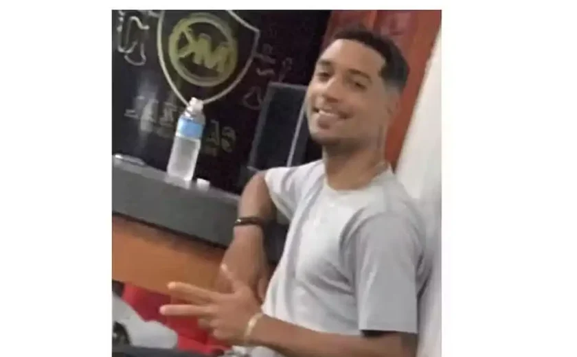 Homem que matou mulher em joalheria deixa hospital e é preso