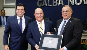 Presidente do TJ/AL recebe maior honraria da Câmara de Maceió