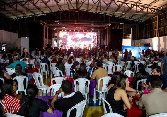 Happy Hour do Sesc leva forró e sertanejo a Arapiraca no sábado (26)
